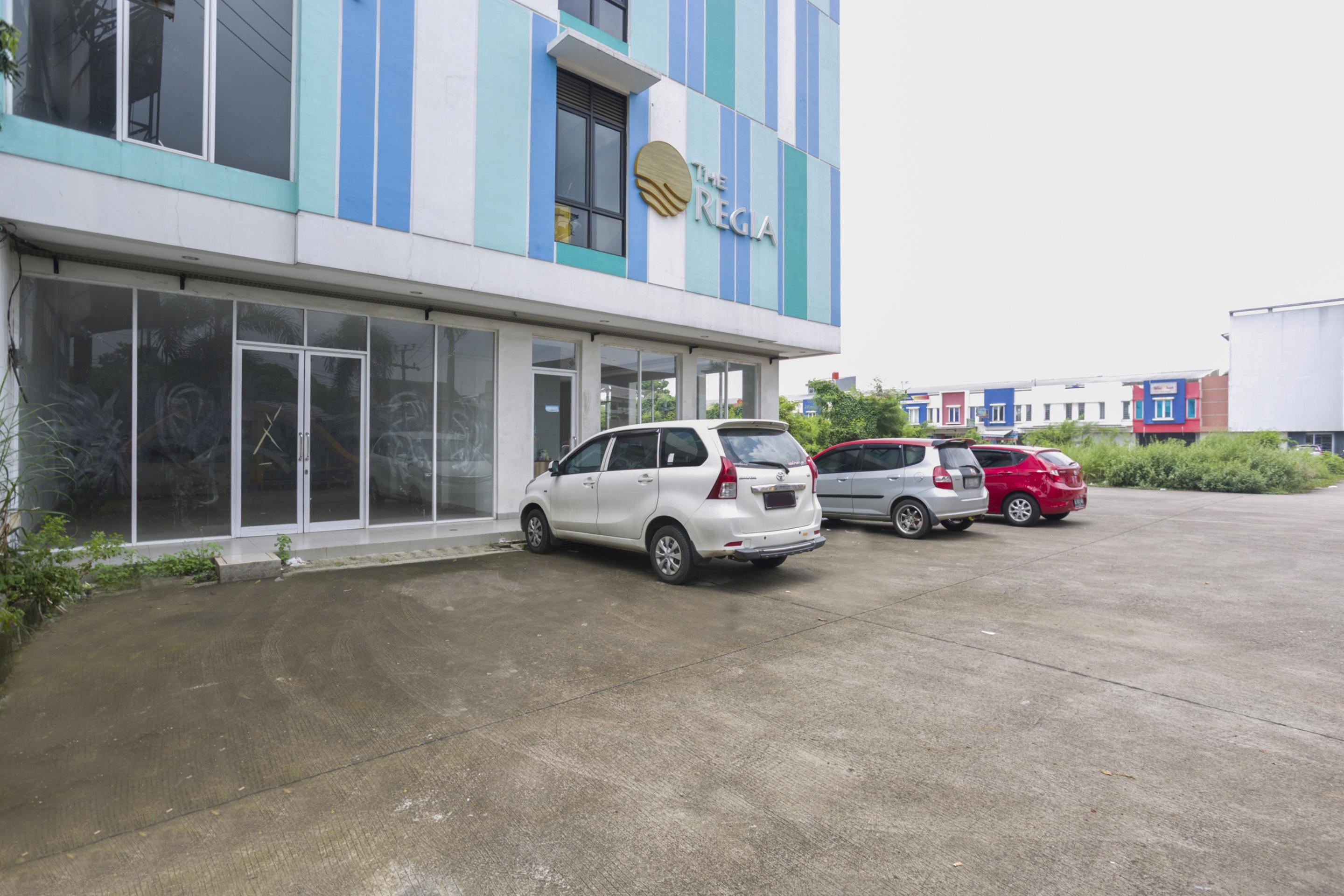 Collection O Bekasi Timur Near Gedung Juang Formerly Regia Tambun Екстериор снимка